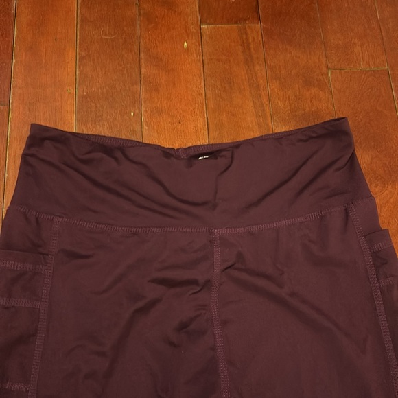 Athletic Capris - Picture 3 of 7
